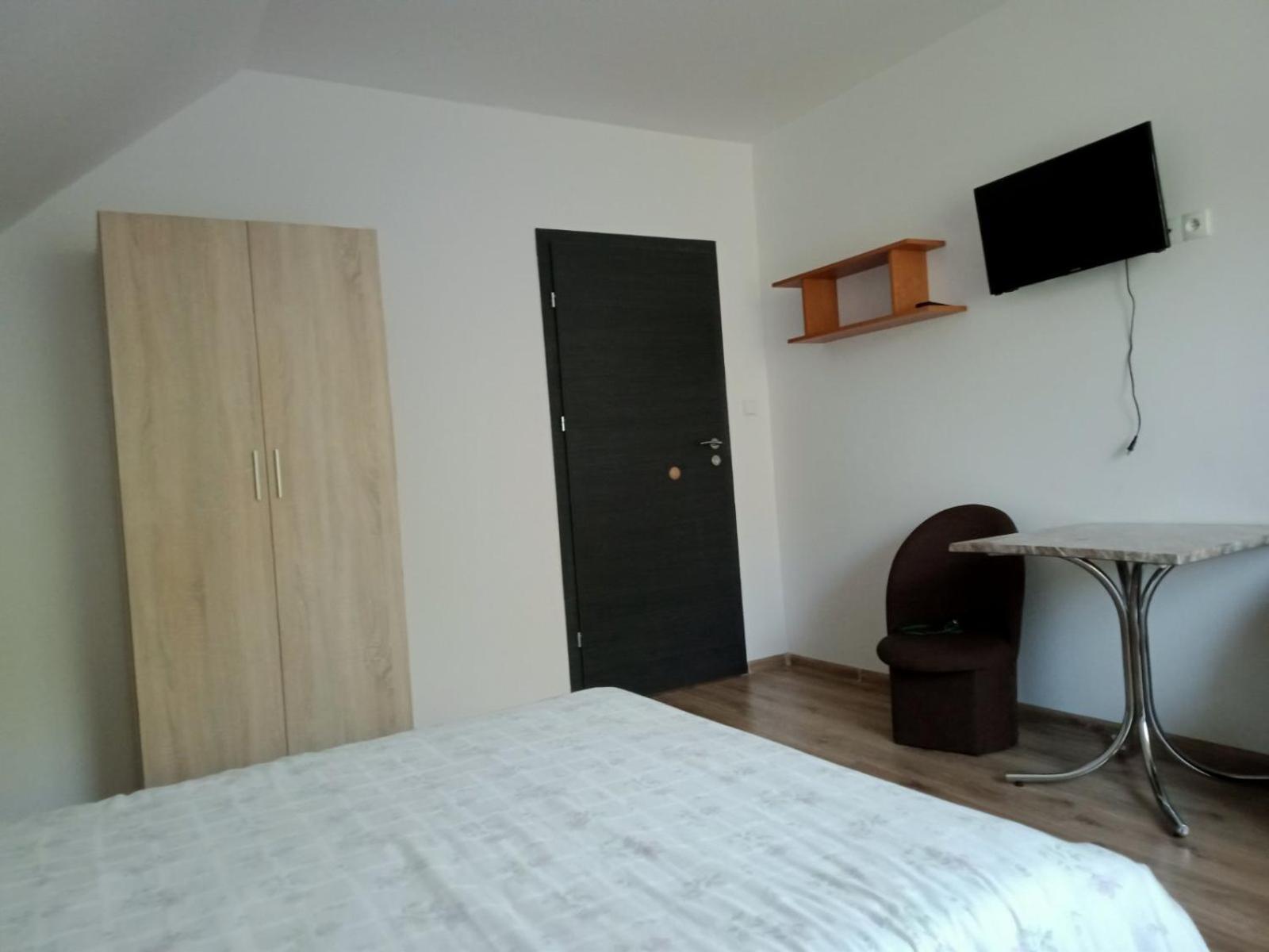Pokoje U Nadii Apartment Karwienskie Bloto Drugie Room photo